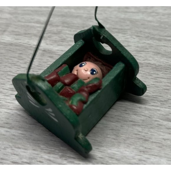 Green Baby Cradle Christmas Tree Ornament Wood Vintage Rock a Bye 1.25 Inch - Picture 2 of 7